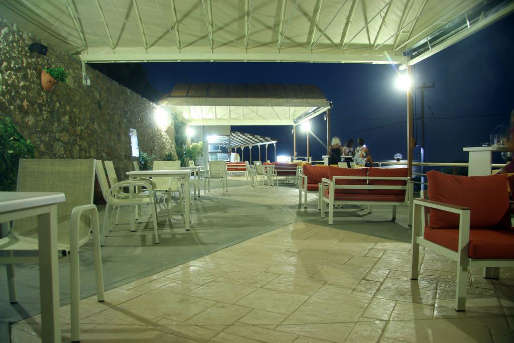 Santa Marina Apartments Родакіно Екстер'єр фото